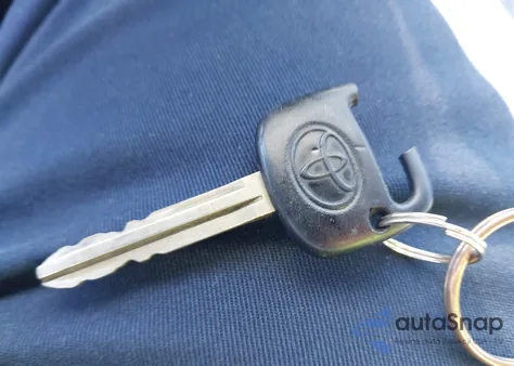 2003 Toyota Avalon Xl from USA, damaged, VIN 4T1BF28B73U330932